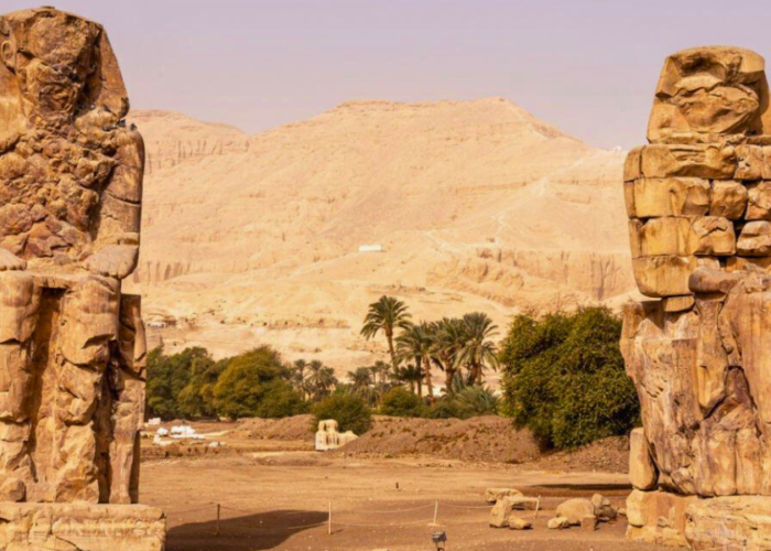 the Majestic Colossi of Memnon in Luxor