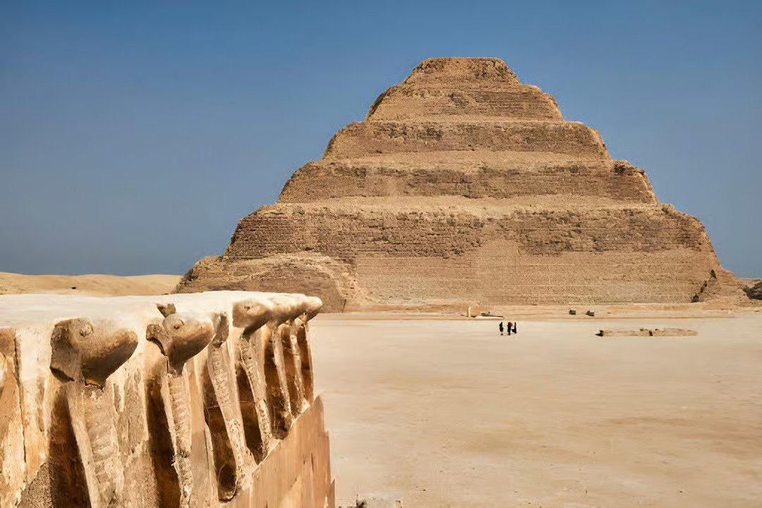 Cairo Saqqara Dahshur and Memphis Private Tour with Lunch